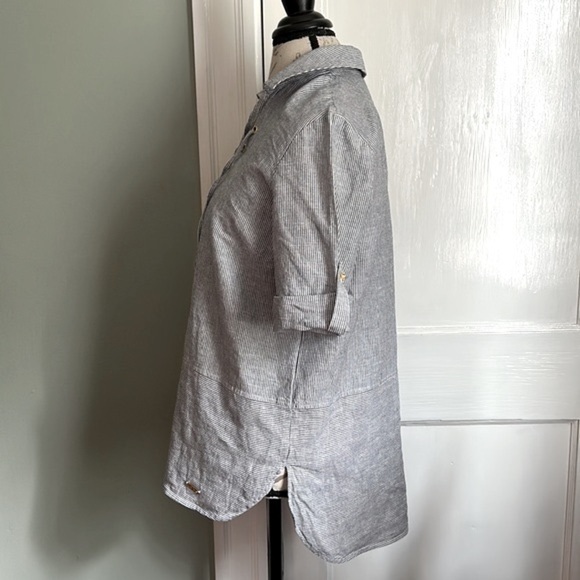 ELLEN TRACY Black and White Striped Linen Blend Popover Tunic - Picture 5 of 13